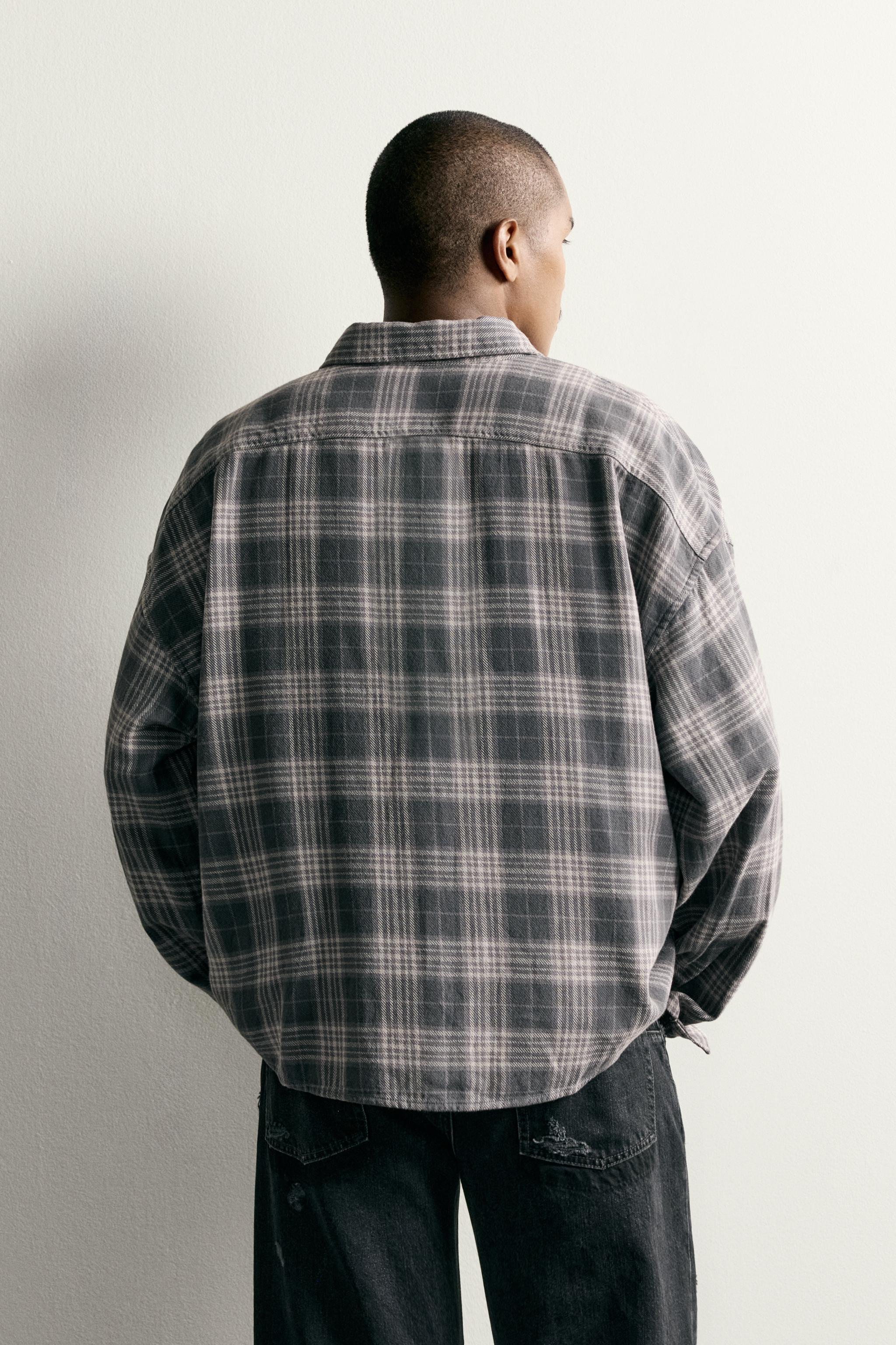 BOXY FIT PLAID SHIRT
